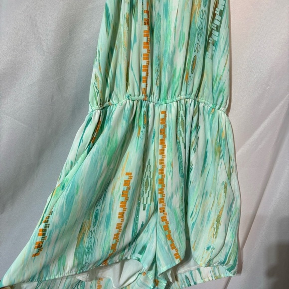 Carmela Halter High Neck Band Romper Size - Picture 4 of 6